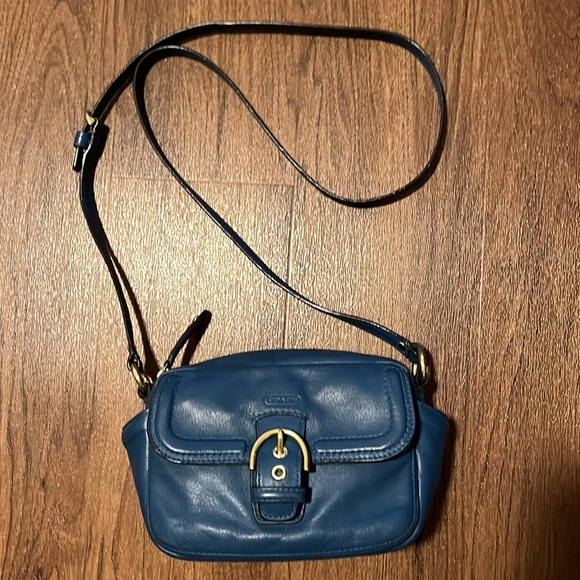 Rare Exclnt Vintage Coach Roomy Crossbody Medium Blue great with Jeans Casual. - Picture 9 of 14